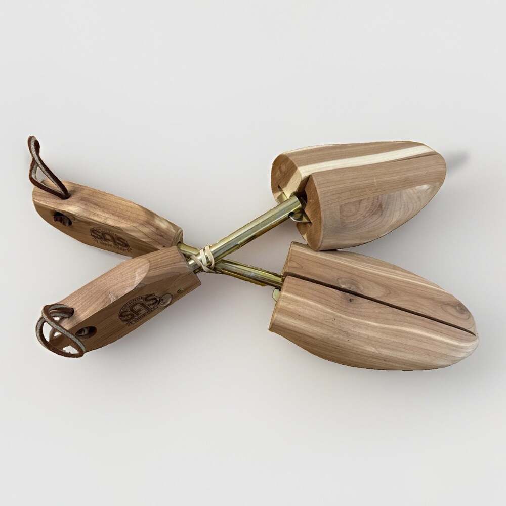 SAS Mens Cedar Shoe Trees Split Toe Adjustable Wood Shapers Stretchers Size L